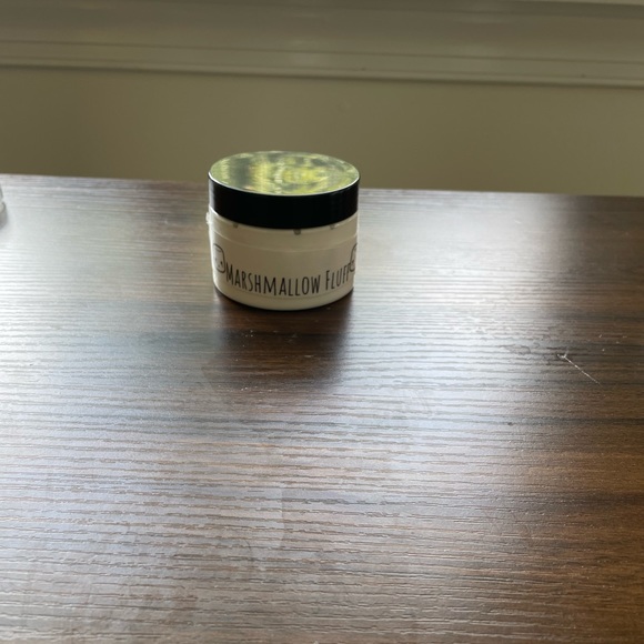 Marshmallow Fluff Slime - Picture 3 of 6